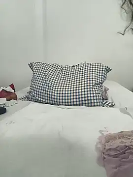 tattyharrisquirtt - TattyHarrisquirtt's free webcam