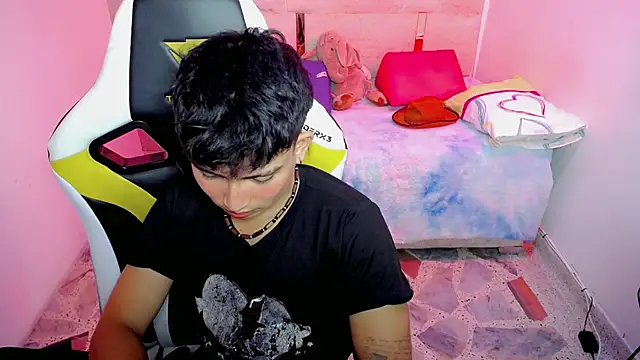 green_xox - Green_XoX's free webcam