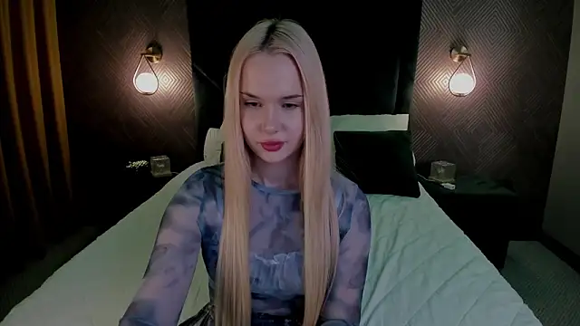 nicoletacooper - NicoletaCooper's free webcam