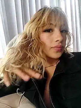 mayajhons - Mayajhons's free webcam