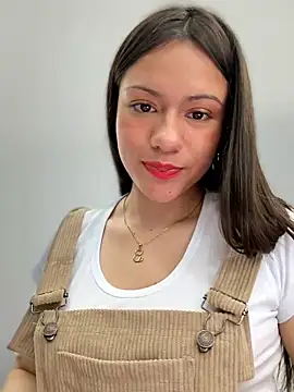 charlotte__05 - CHARLOTTE__05's free webcam