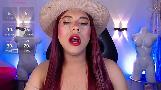 Emili_Roux Live Webcam on Stripchat