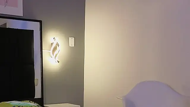 jolie_lov - Jolie_lov's free webcam