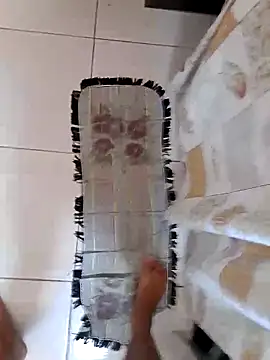 rolaggnocu - Rolaggnocu's free webcam