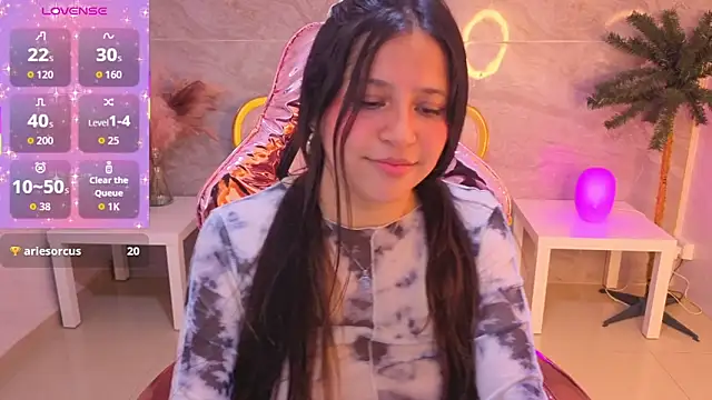 aria_ch2 - Aria_ch2's free webcam