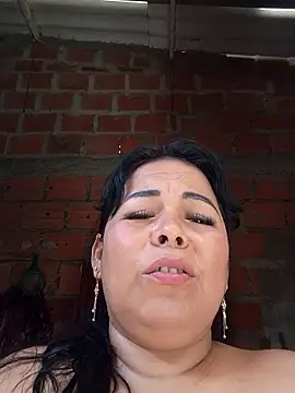 Webcam Model (Mother-Big-tits) is live