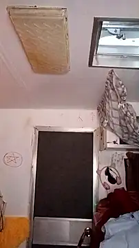 whitetrashdirtyslut webcam