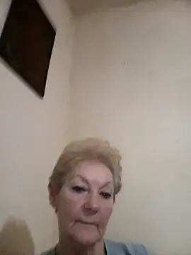 Webcam Model (Calypso-Loove) is live