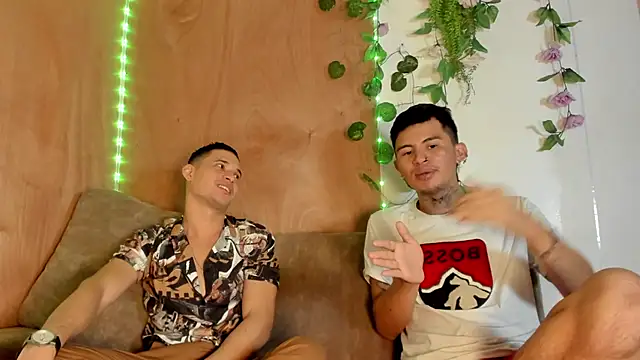 jax_thunder - Jax_Thunder's free webcam