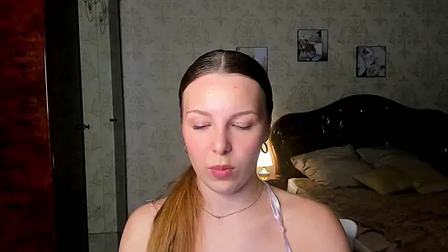 lilyblakee - LilyBlakee's free webcam