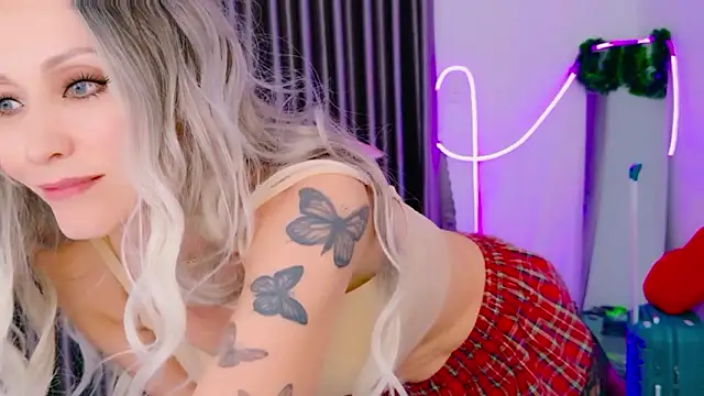 betty_xoxoo - Betty_xoxoo's free webcam