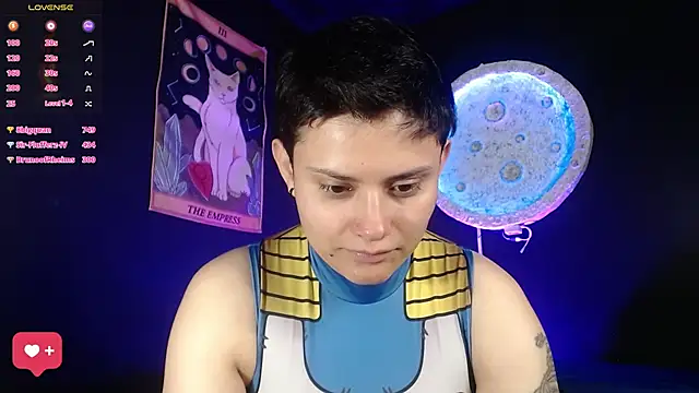 girl_intense444 - Girl_intense444's free webcam