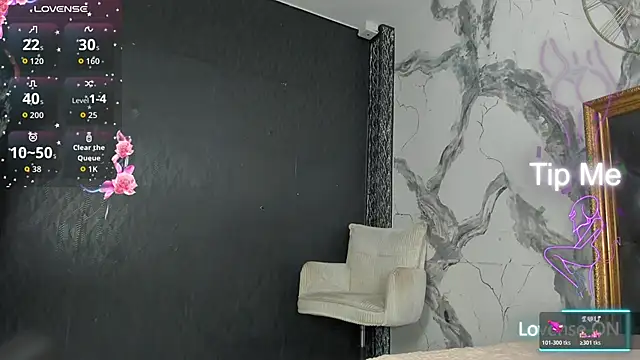 charlotteandsimon - CharlotteAndSimon's free webcam