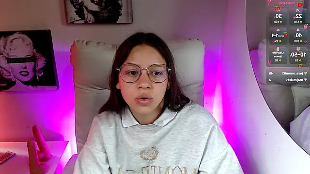 samantharoldaan - SamanthaRoldaan's free webcam