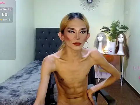 itsmemonicaloove69 - ItsmeMonicaloove69's free webcam