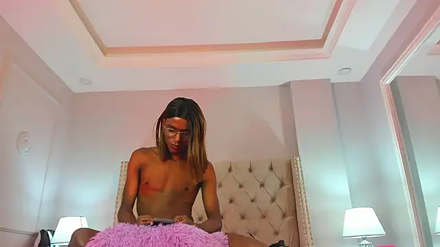 charlie_storm_ (M twink) - show feet