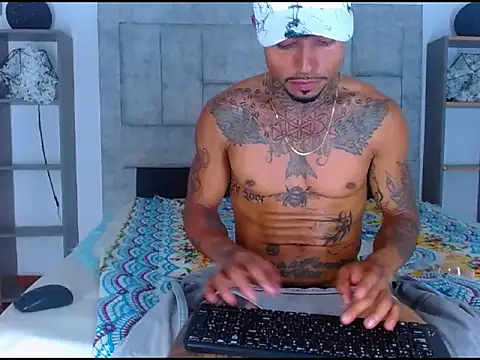 hot_latino_x - Hot_Latino_x's free webcam - UK Sex Cams