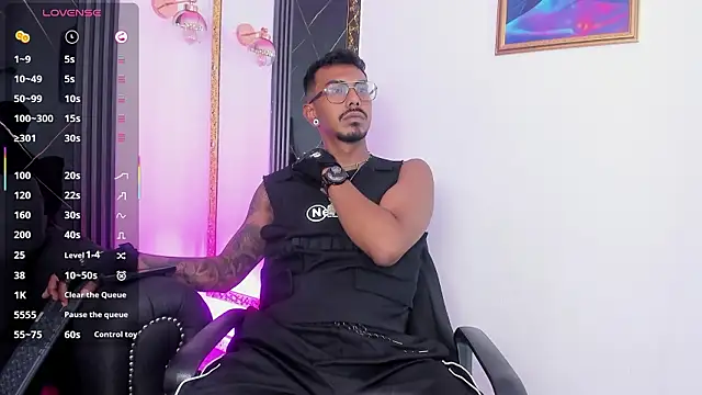 latinmoster_boss (M young) - full naked