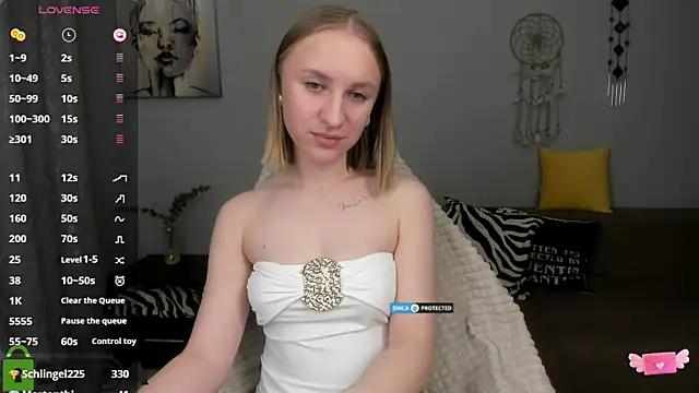 beautyblondy - BeautyBlondy's free webcam