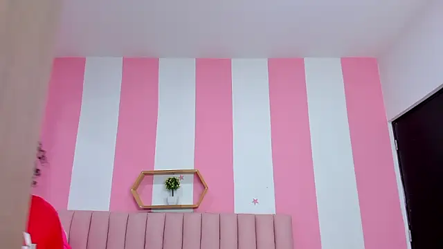 isabella_020 - ISABELLA_020's free webcam