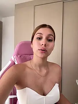 nikii__ - Nikii__'s free webcam