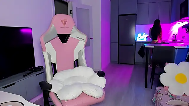 wow_lovie - Wow_lovie's free webcam - UK Sex Cams