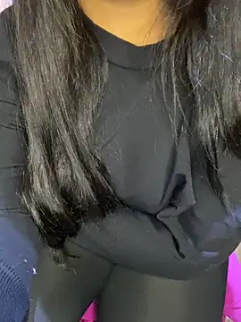 Webcam Model (Lina_Velvet_)  is live.Free join now!