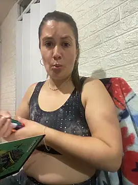 Webcam Model (Abby-LS)  is live.Free join now!