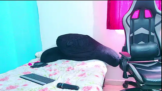 diana_lozano - Diana_Lozano's free webcam