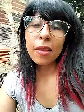 MirandaSingle webcam