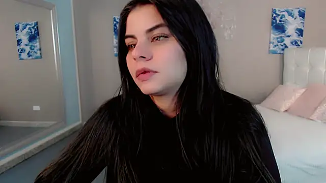 _Maddison_Ivanova_ webcam