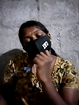 Tamil_Hot_Sandy webcam