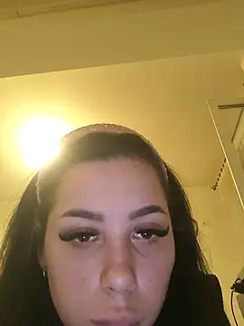 LovelyJulliette webcam