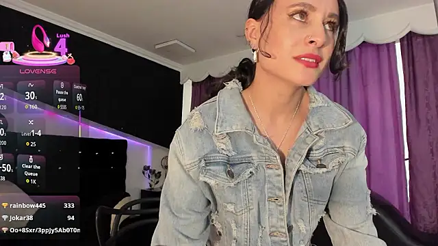 coral_gibson - Coral_Gibson's free webcam - UK Sex Cams