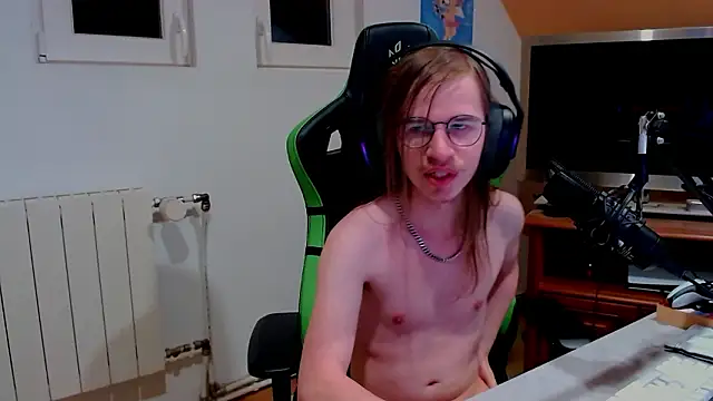 youngsebi - YoungSebi's free webcam - UK Sex Cams