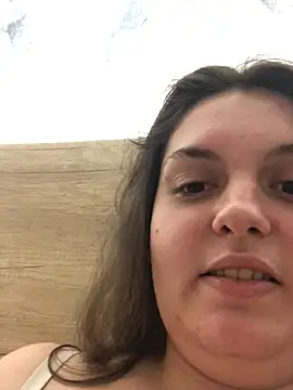 louise-mai2001 (F young) - Cuckold