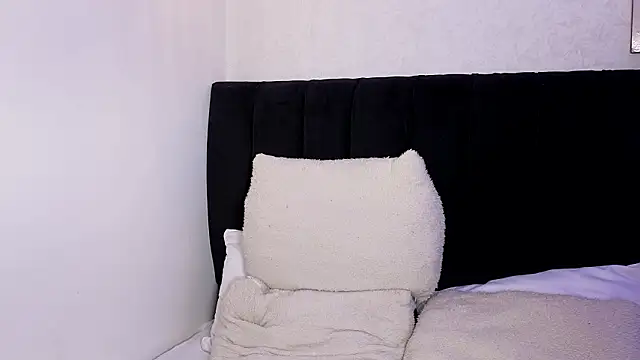 antonellariva_ webcam