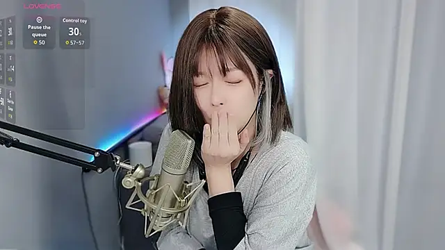 美女Tw_Sexynn在线直播