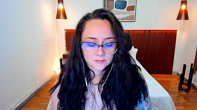 KatherineBond webcam