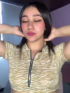 Webcam Model (AshleyPinkk_)  is live.Free join now!