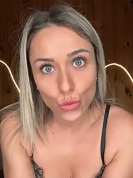 petrouchkaaa_ webcam