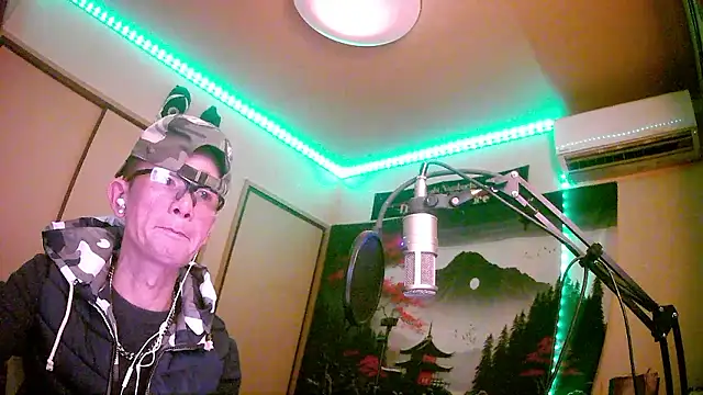 strickenaverroes (Ask my age) - Anh Sung Em Sướng mỗi ngày Mình có nhau