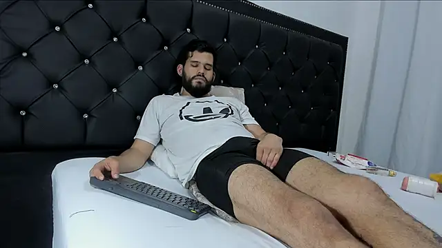 LucasBeaumont webcam