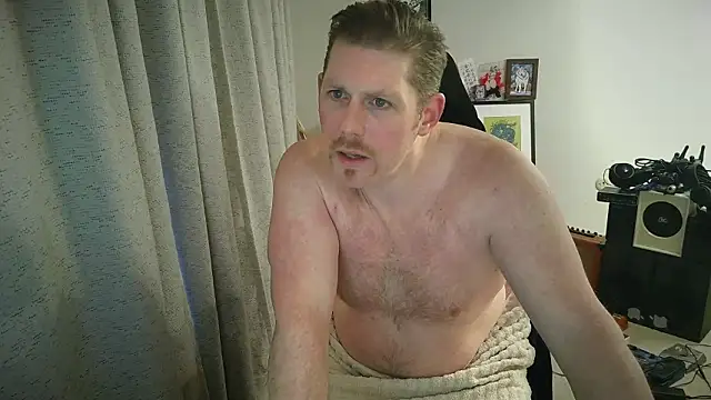 God_Of_ThundeRR webcam