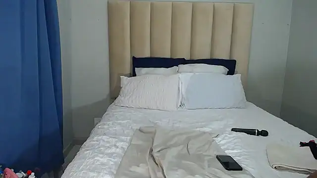 SEXYASSTINAXXX webcam