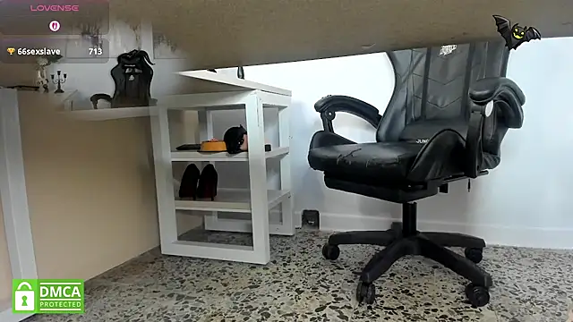 shaaroon_gold webcam