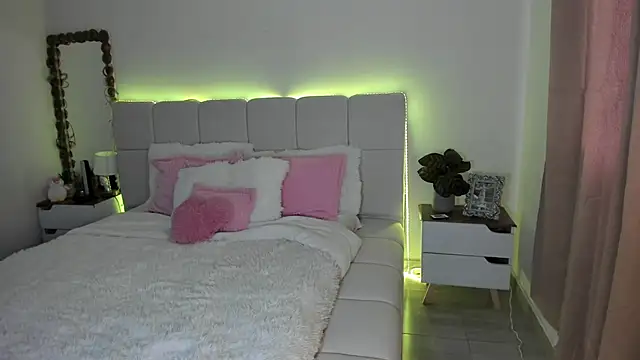 Ori_valentina webcam