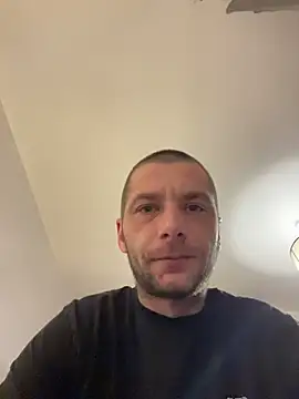 kinkycouple142 - Kinkycouple142's free webcam - UK Sex Cams