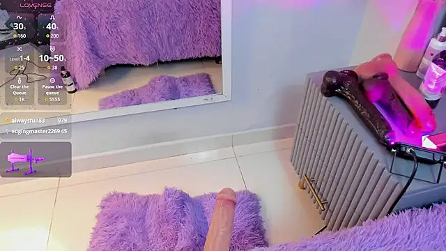 Mia_Valentine_ webcam