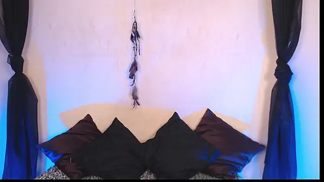 Agatha_Tenebris webcam